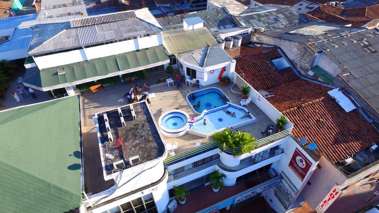 Hotel Cafe Plaza Tuluá Exterior foto
