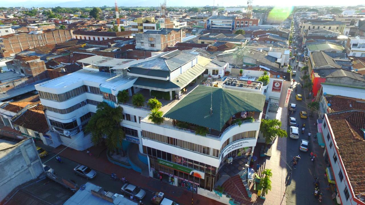 Hotel Cafe Plaza Tuluá Exterior foto